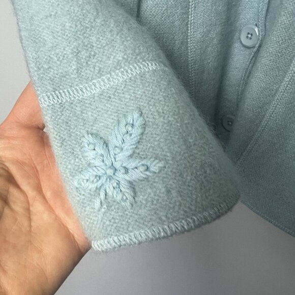 Women’s Cabela's Wool Cardigan sz M/L Pockets Feminine Retro Cozy Warm Green - Picture 2 of 8